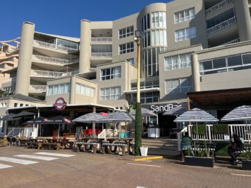 restaurants and cafes